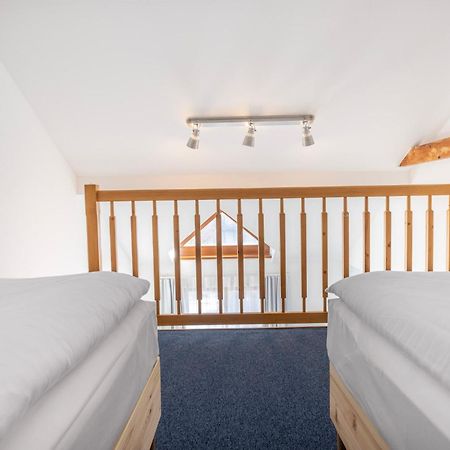 Marina Vltava Hotel Nelahozeves Bagian luar foto